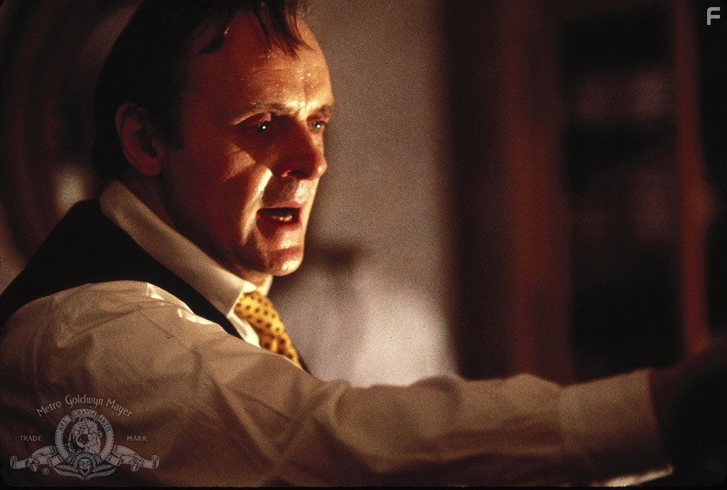 Anthony Hopkins in Чaсы отчаяния (1990)