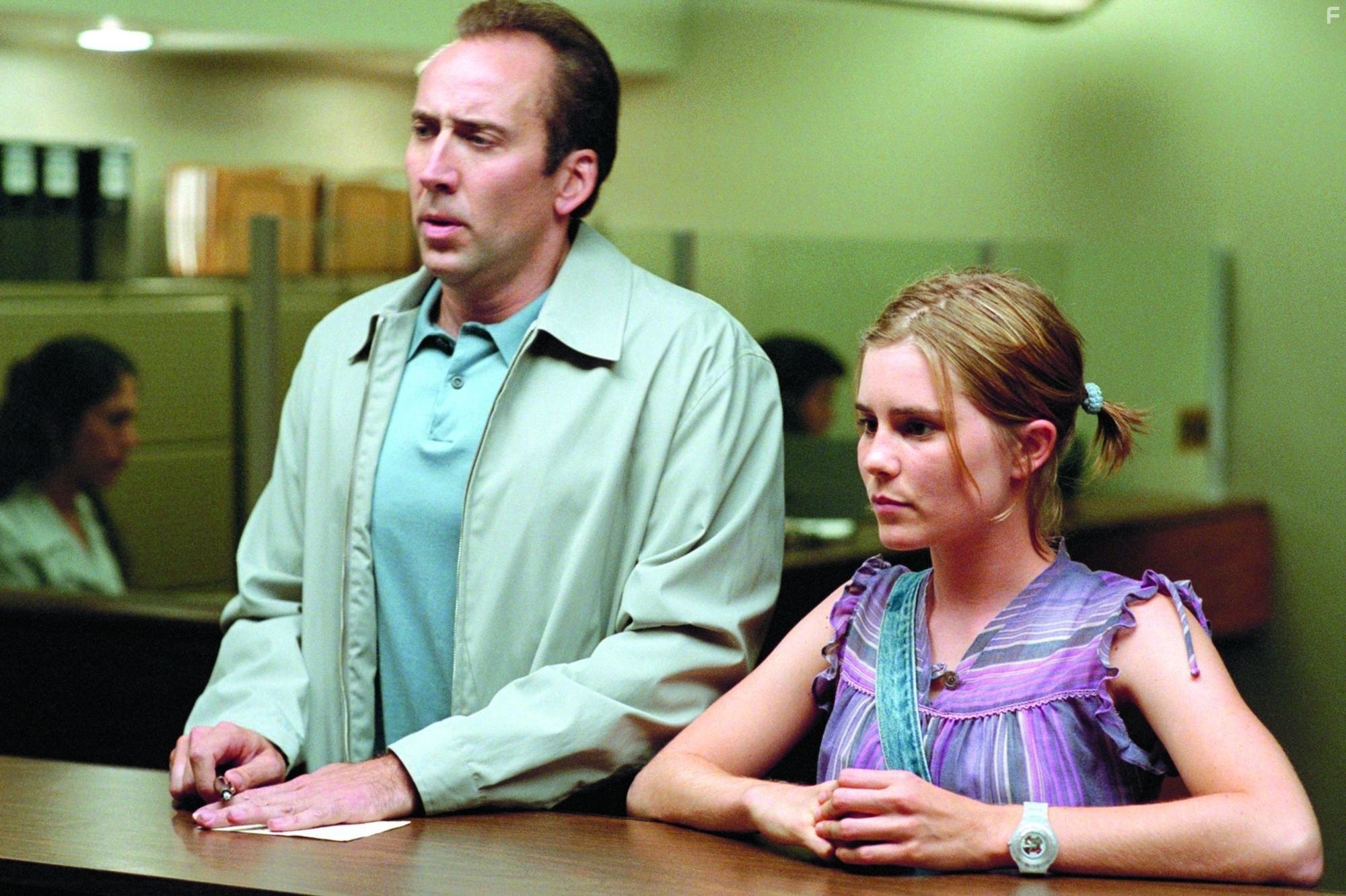 Nicolas Cage and Alison Lohman in Великолепная афера (2003)