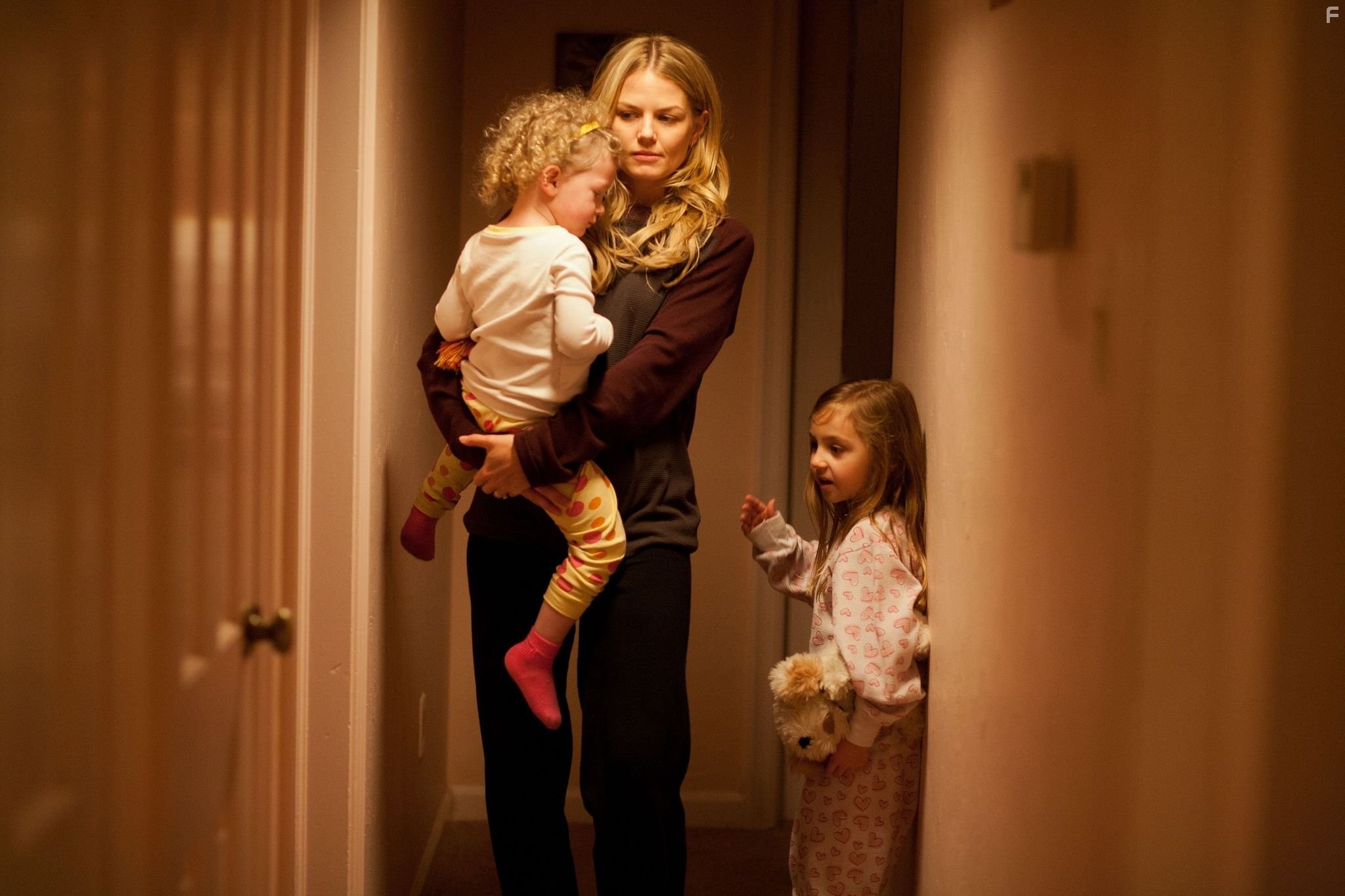 Jennifer Morrison in Воин (2011)