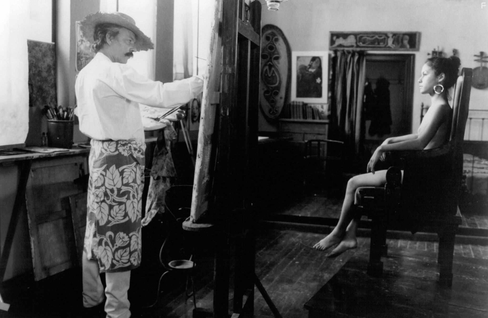 Donald Sutherland and Valeri Glandut in Oviri (1986)