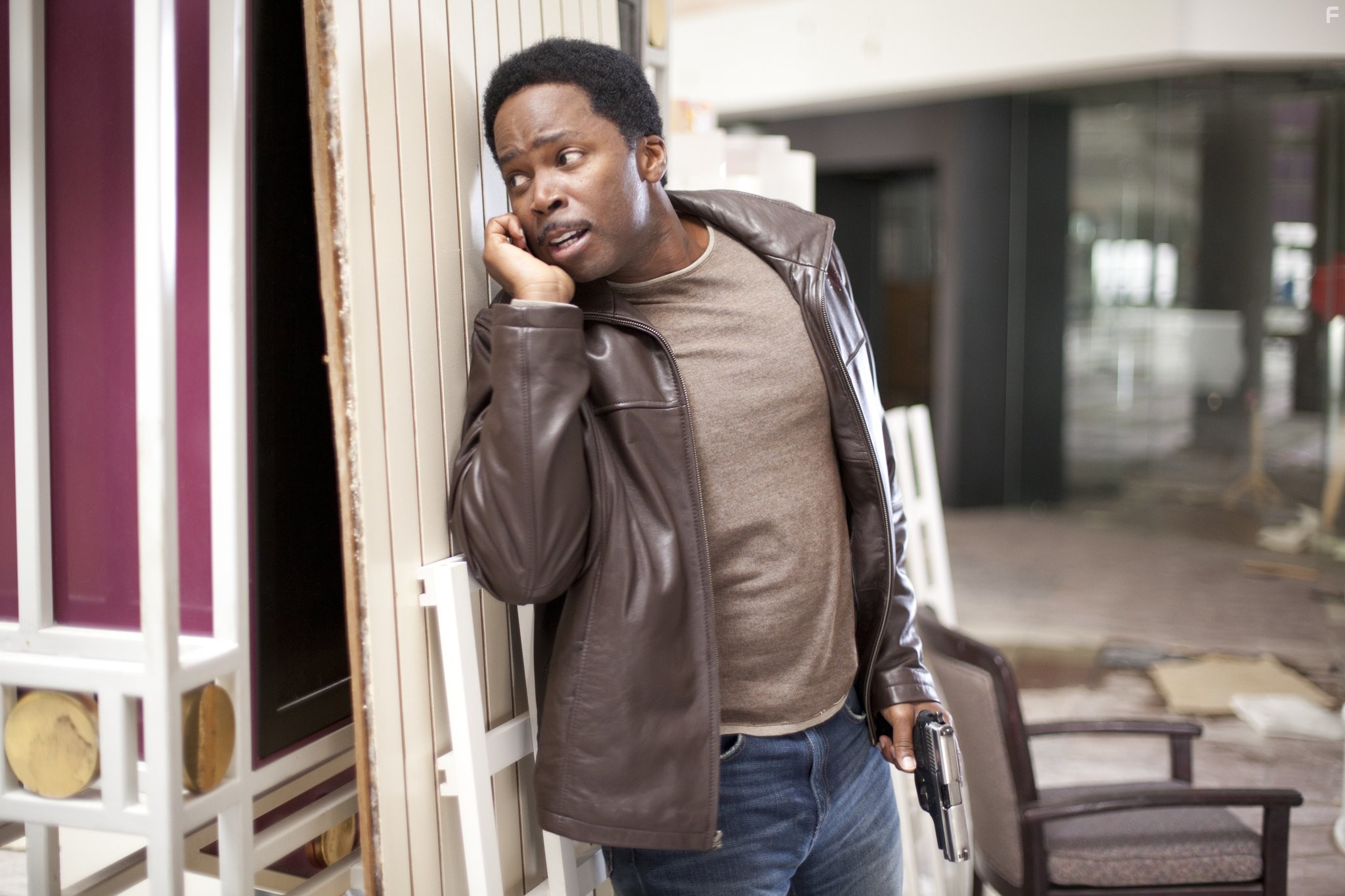 Harold Perrineau in Голодный кролик атакует (2011)