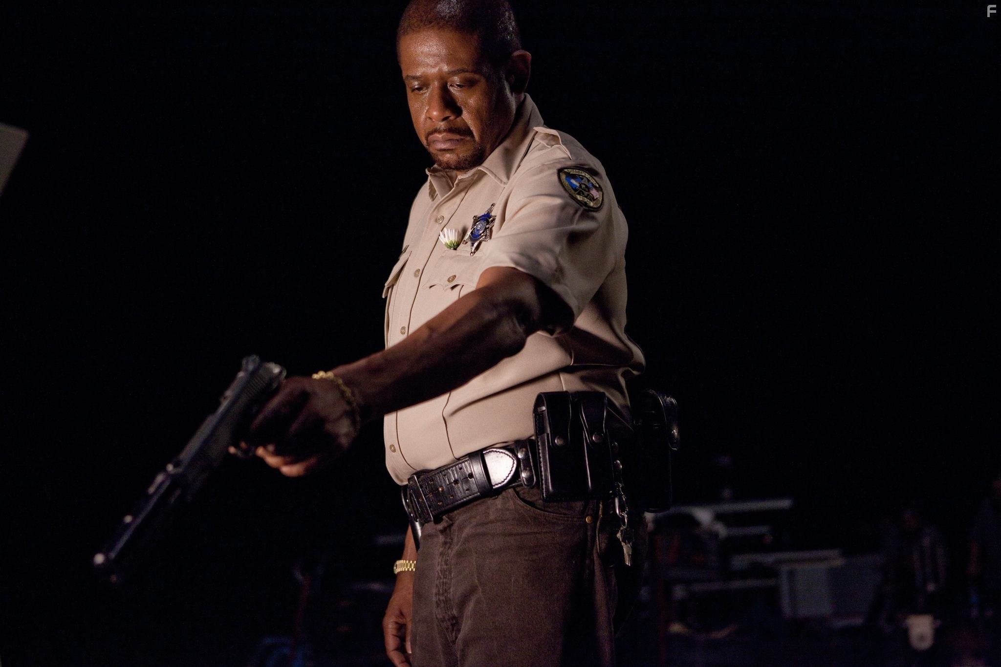 Forest Whitaker in Уловка .44 (2011)