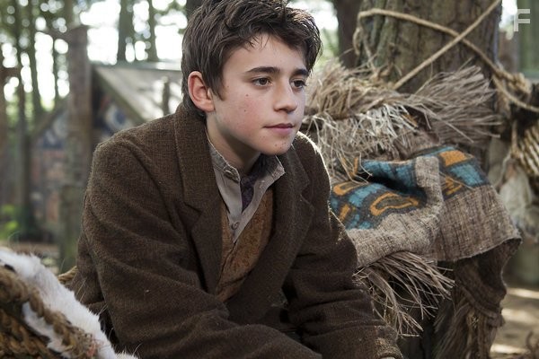 Charlie Rowe in Неверлэнд (2011)