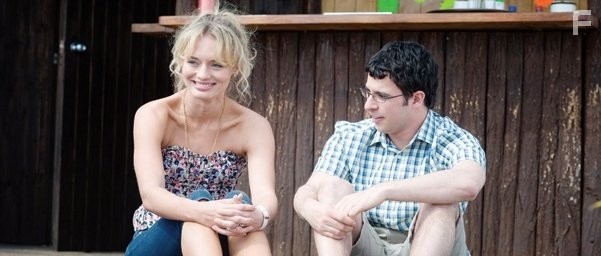 Laura Haddock and Simon Bird in Переростки (2011)