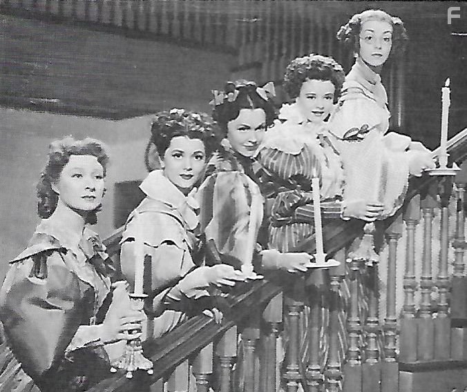 Maureen O'Sullivan, Greer Garson, Heather Angel, Marsha Hunt, and Ann Rutherford in Гордость и предубеждение (1940)