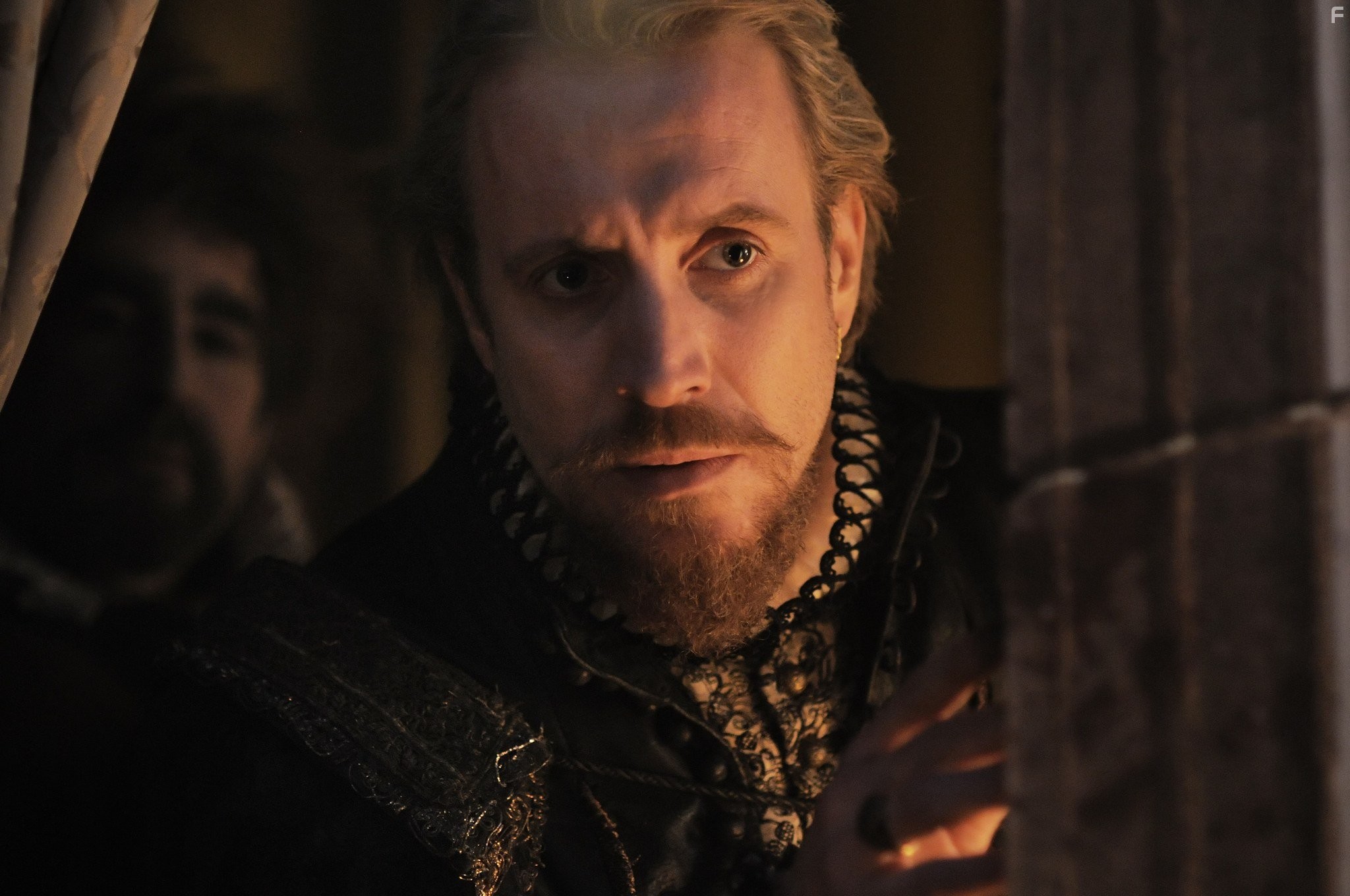 Rhys Ifans in Аноним (2011)