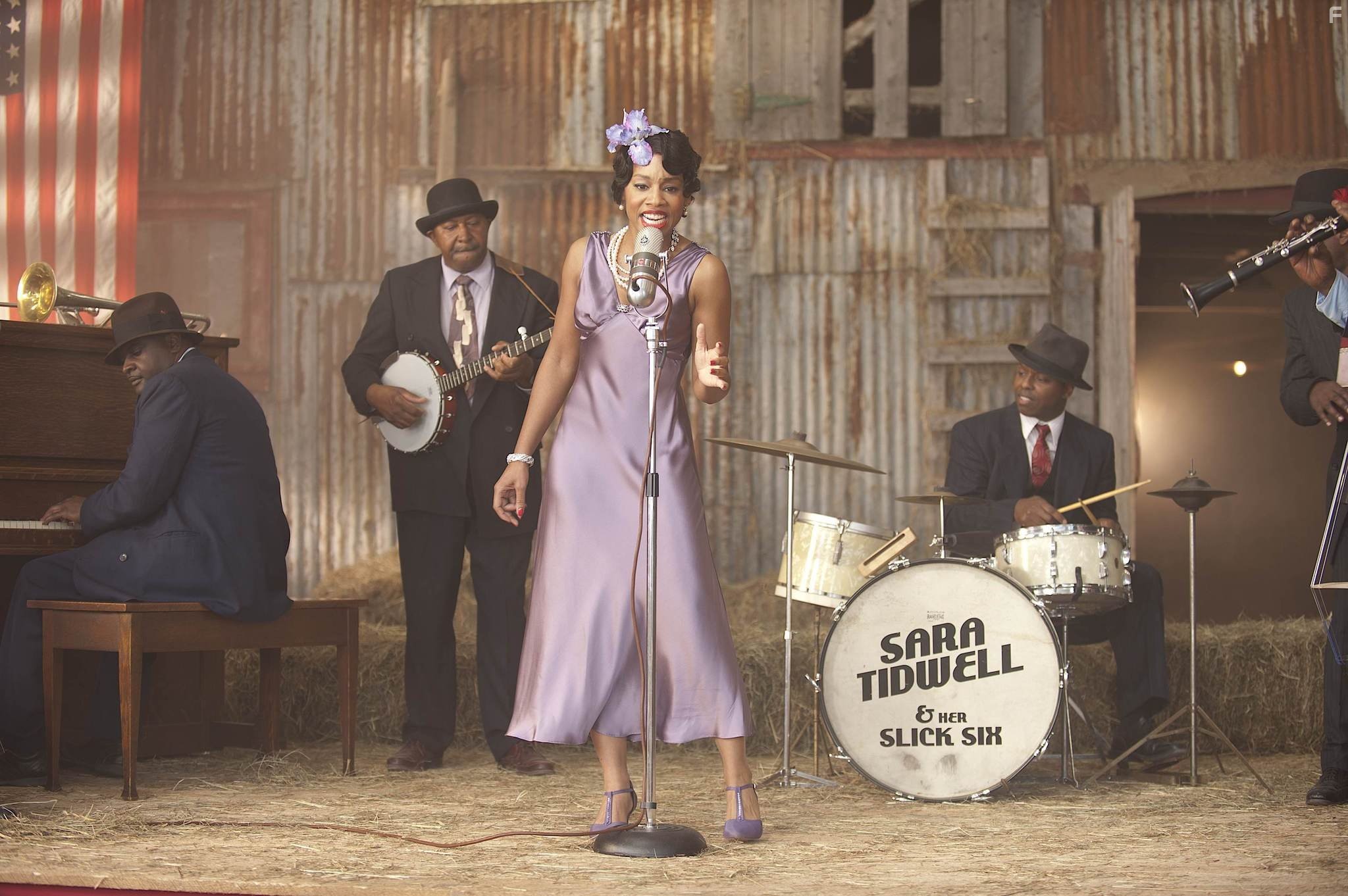 Anika Noni Rose in Мешок с костями (2011)