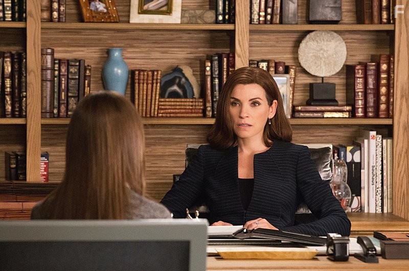 Julianna Margulies in Правильная жена (2009)