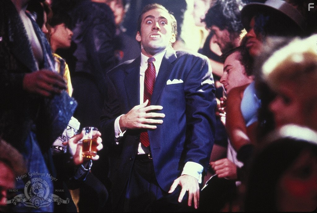 Nicolas Cage in Поцелуй вампира (1988)