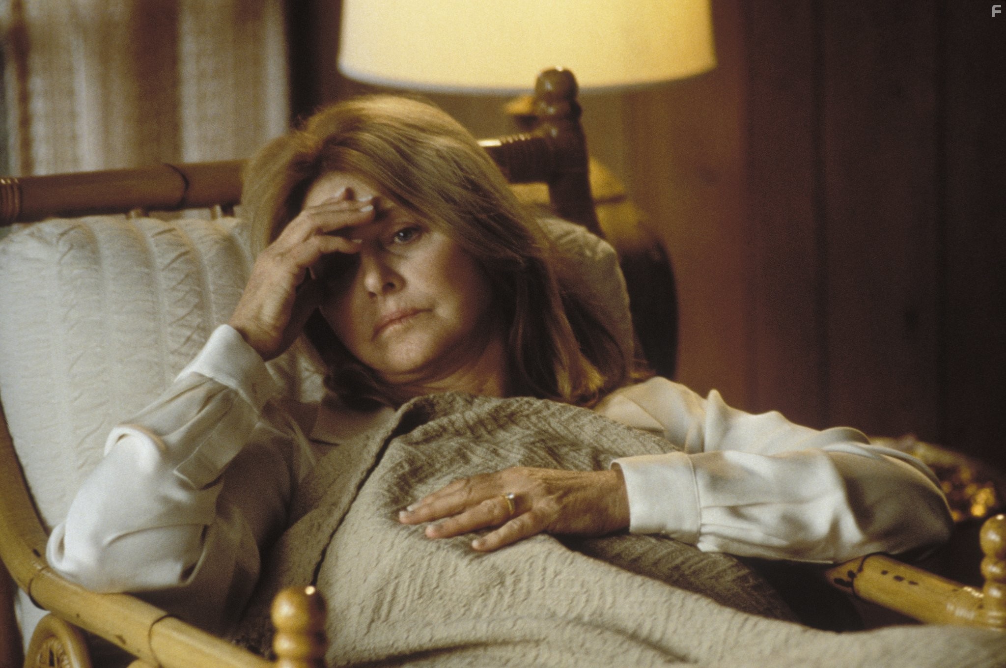 Melinda Dillon in Магнолия (1999)