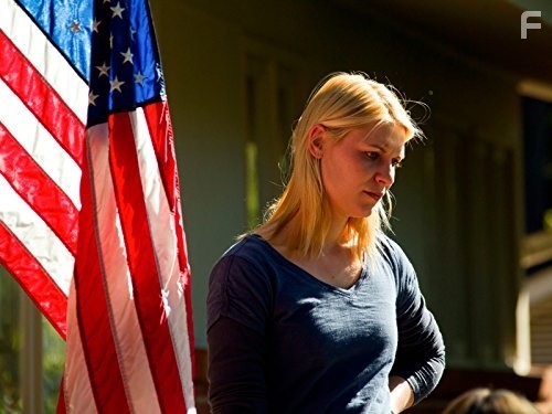 Claire Danes in Родина (2011)