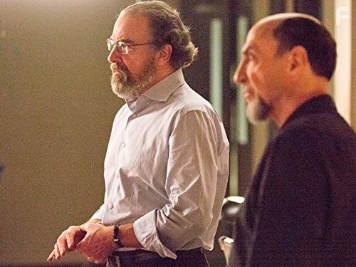 F. Murray Abraham and Mandy Patinkin in Родина (2011)