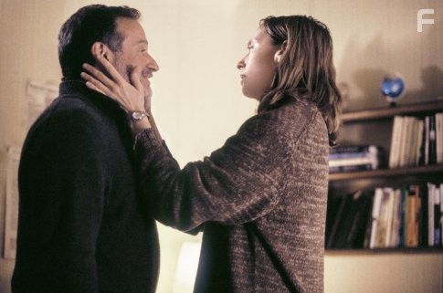 Robin Williams and Toni Collette in Ночной слушатель (2006)