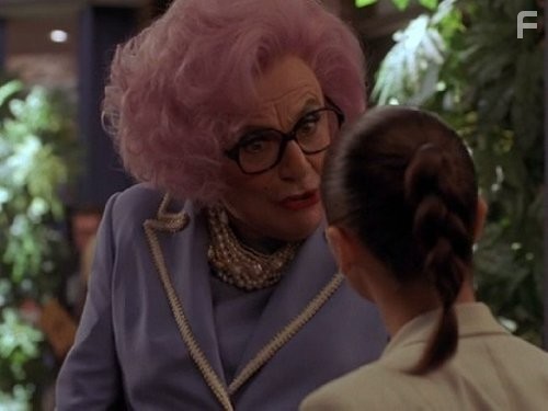 Barry Humphries in Элли МакБил (1997)