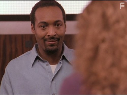 Jesse L. Martin in Элли МакБил (1997)