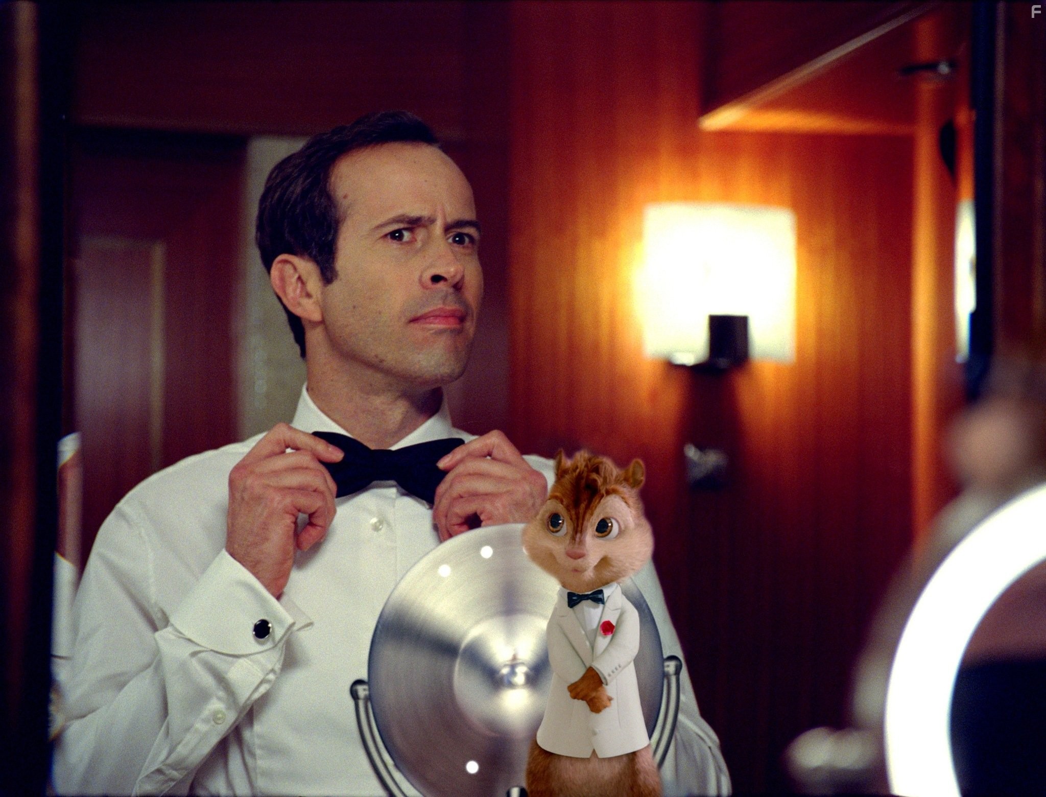 Jason Lee in Элвин и бурундуки 3 (2011)