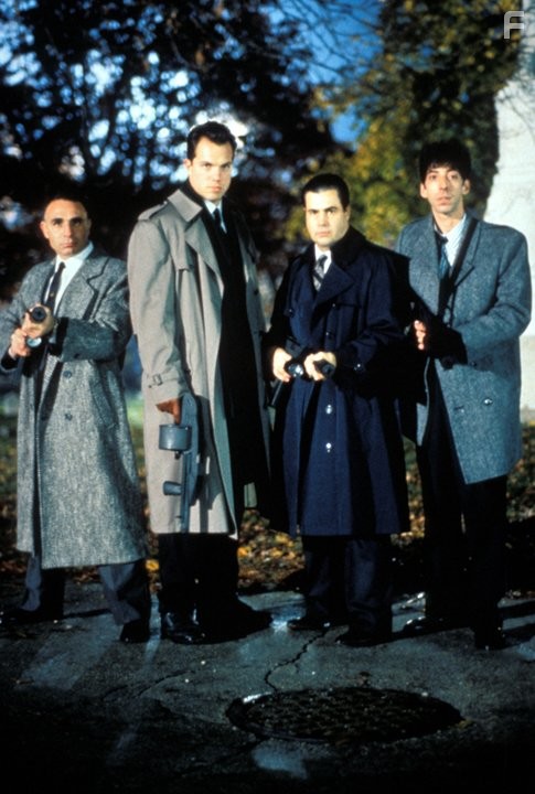 Adam Baldwin, Valentino Cimo, and Andreas Katsulas in Ближайший родственник (1989)