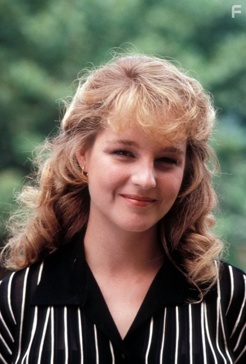 Helen Hunt in Ближайший родственник (1989)