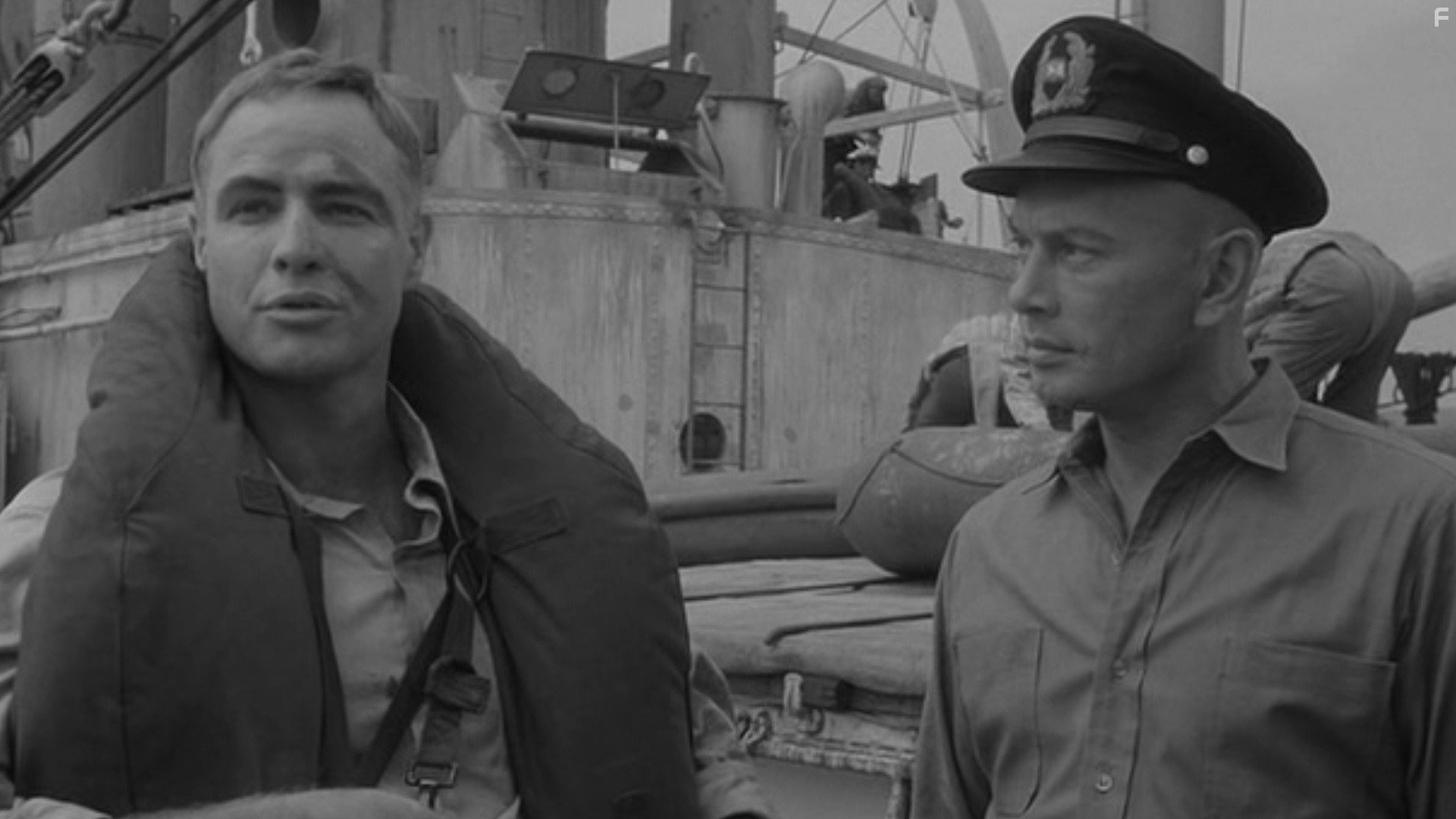 Marlon Brando and Yul Brynner in Моритури (1965)