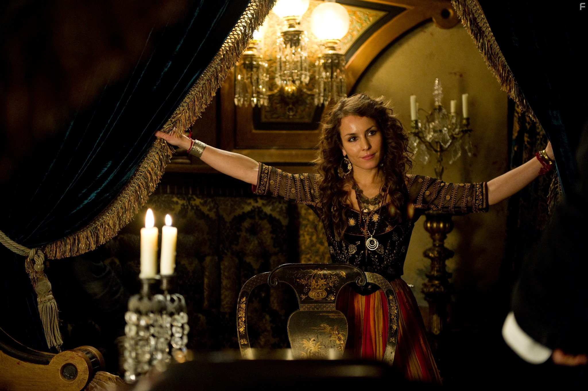 Noomi Rapace in Шерлок Холмс: Игра теней (2011)