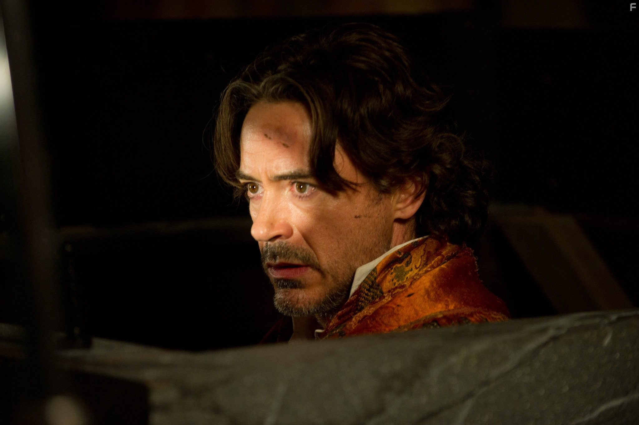 Robert Downey Jr. in Шерлок Холмс: Игра теней (2011)