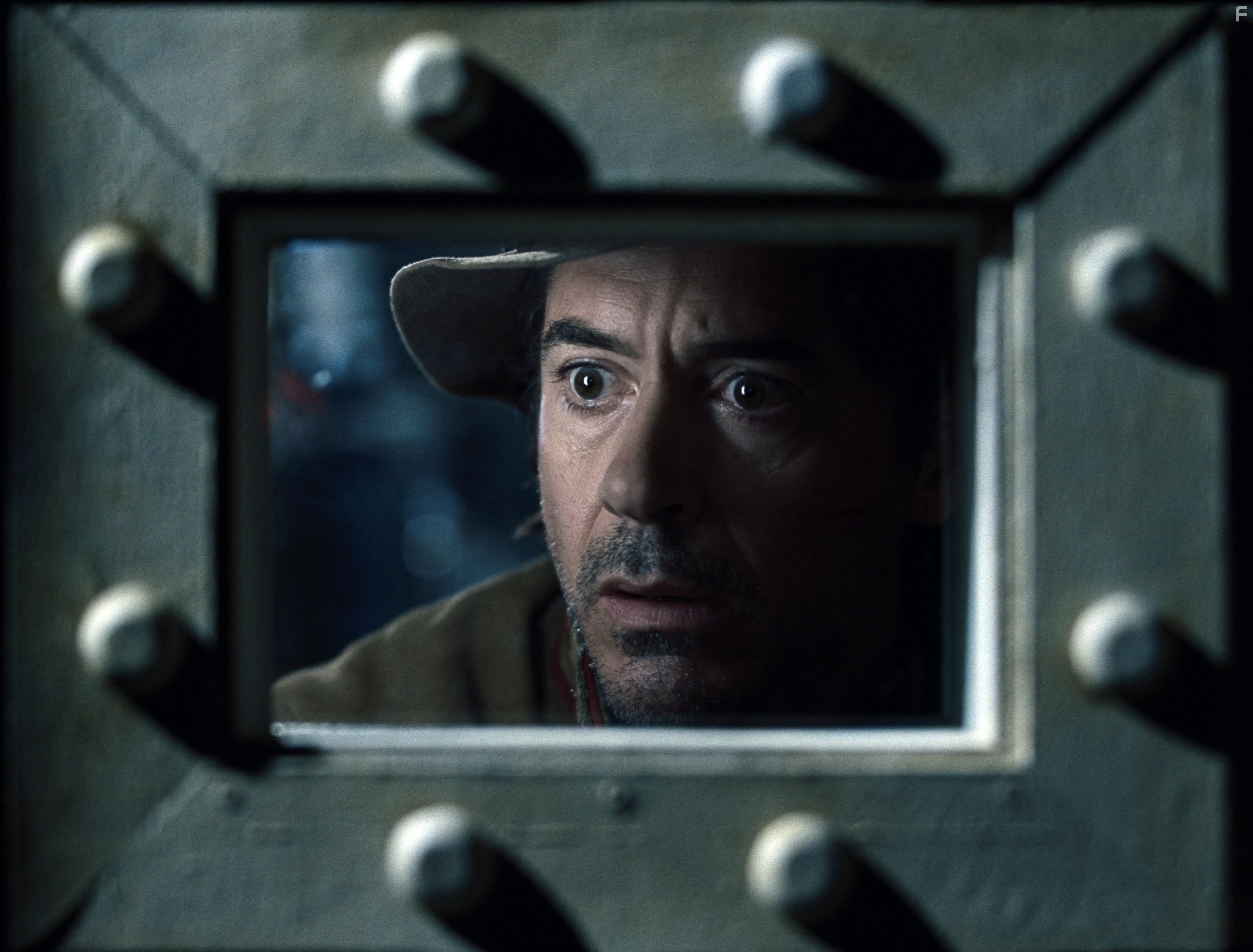 Robert Downey Jr. in Шерлок Холмс: Игра теней (2011)