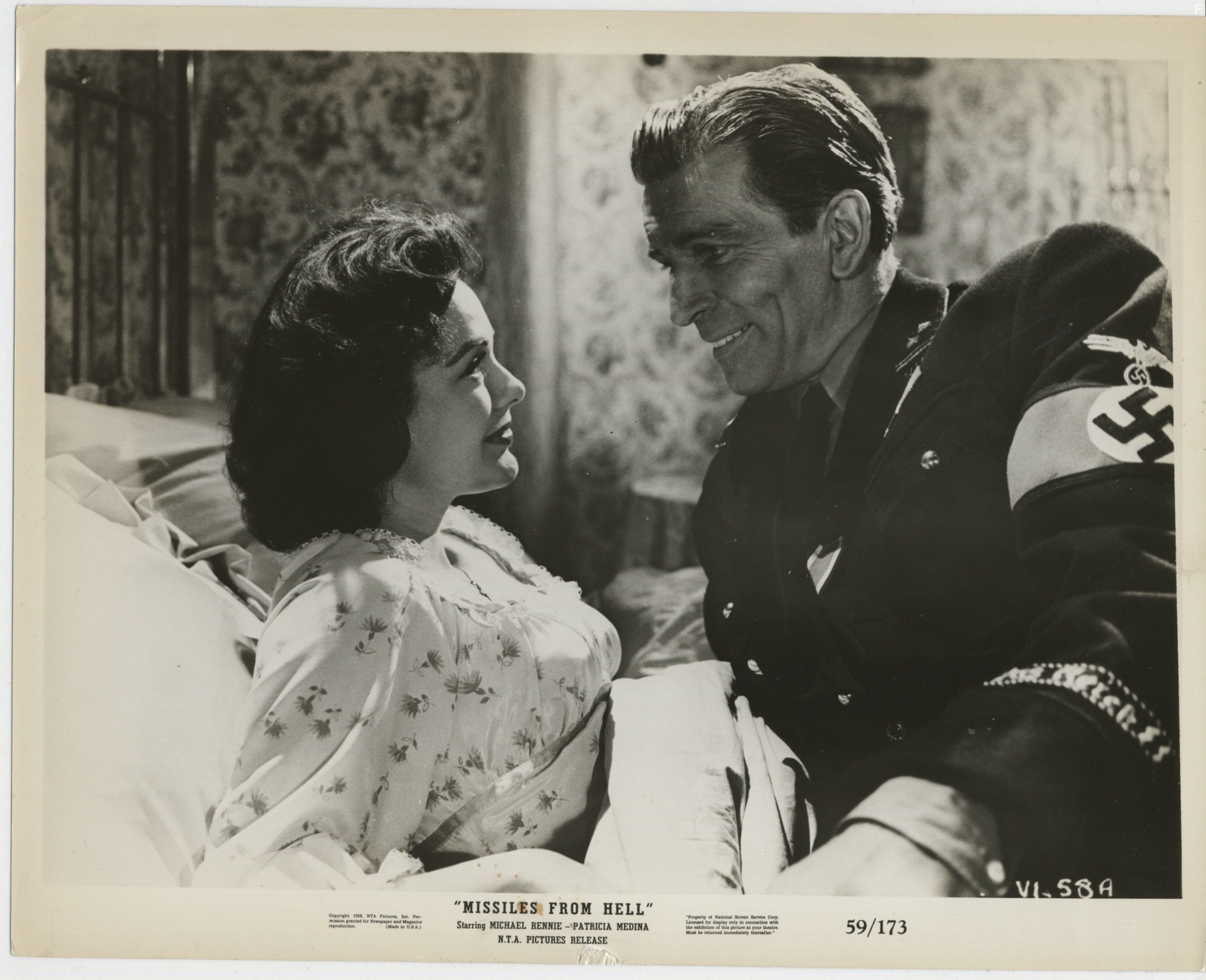 Patricia Medina and Michael Rennie in Battle of the V-1 (1958)