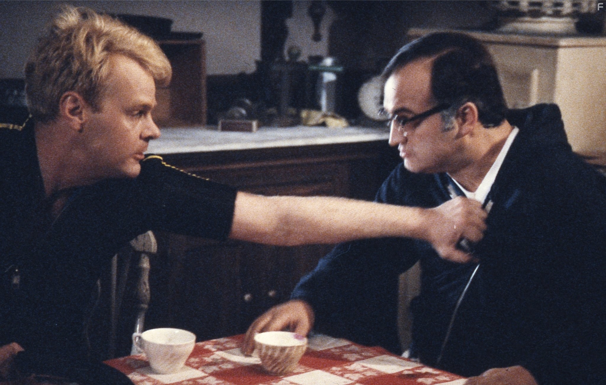John Belushi and Dan Aykroyd in Соседи (1981)