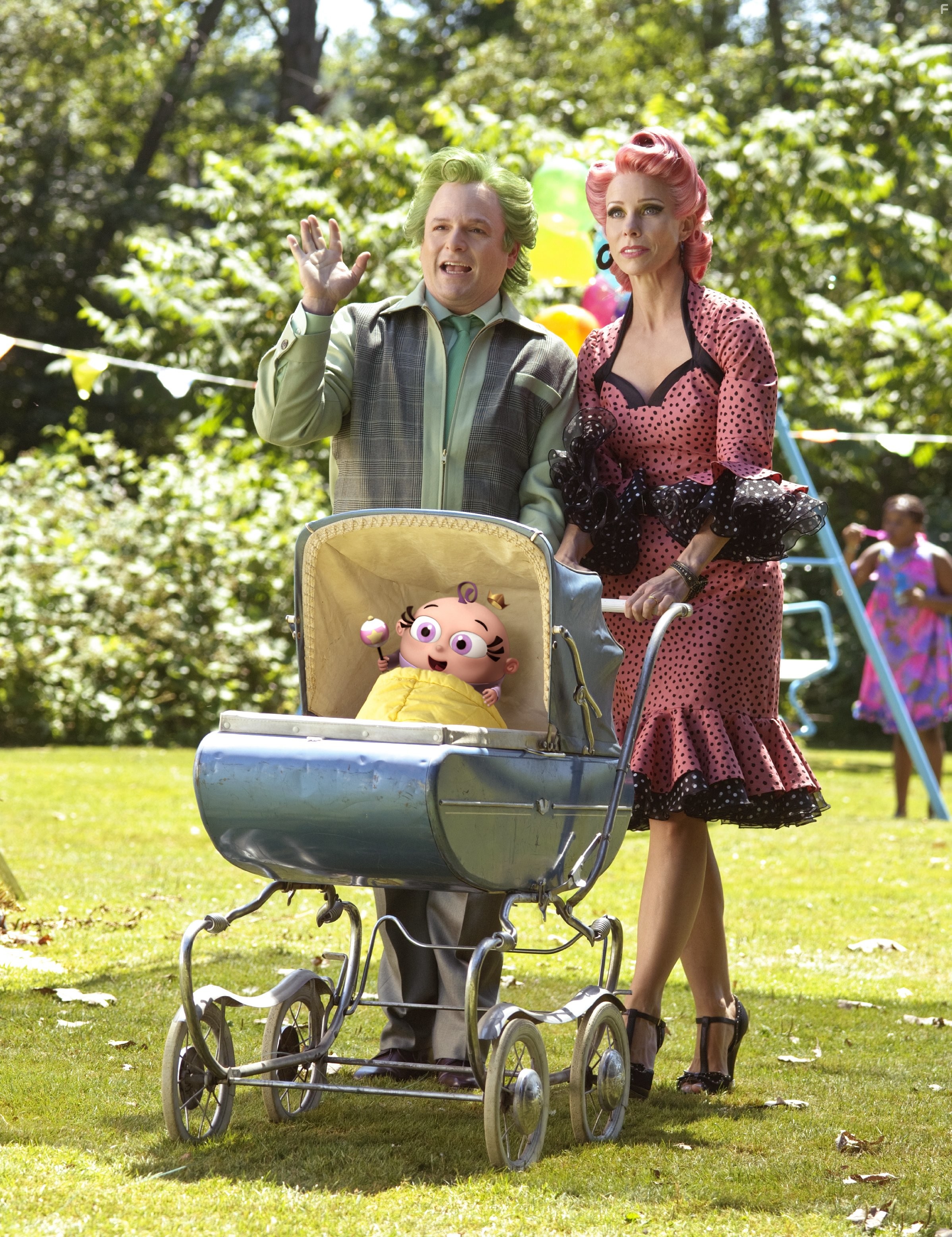 Jason Alexander and Cheryl Hines in Волшебные родители (2011)