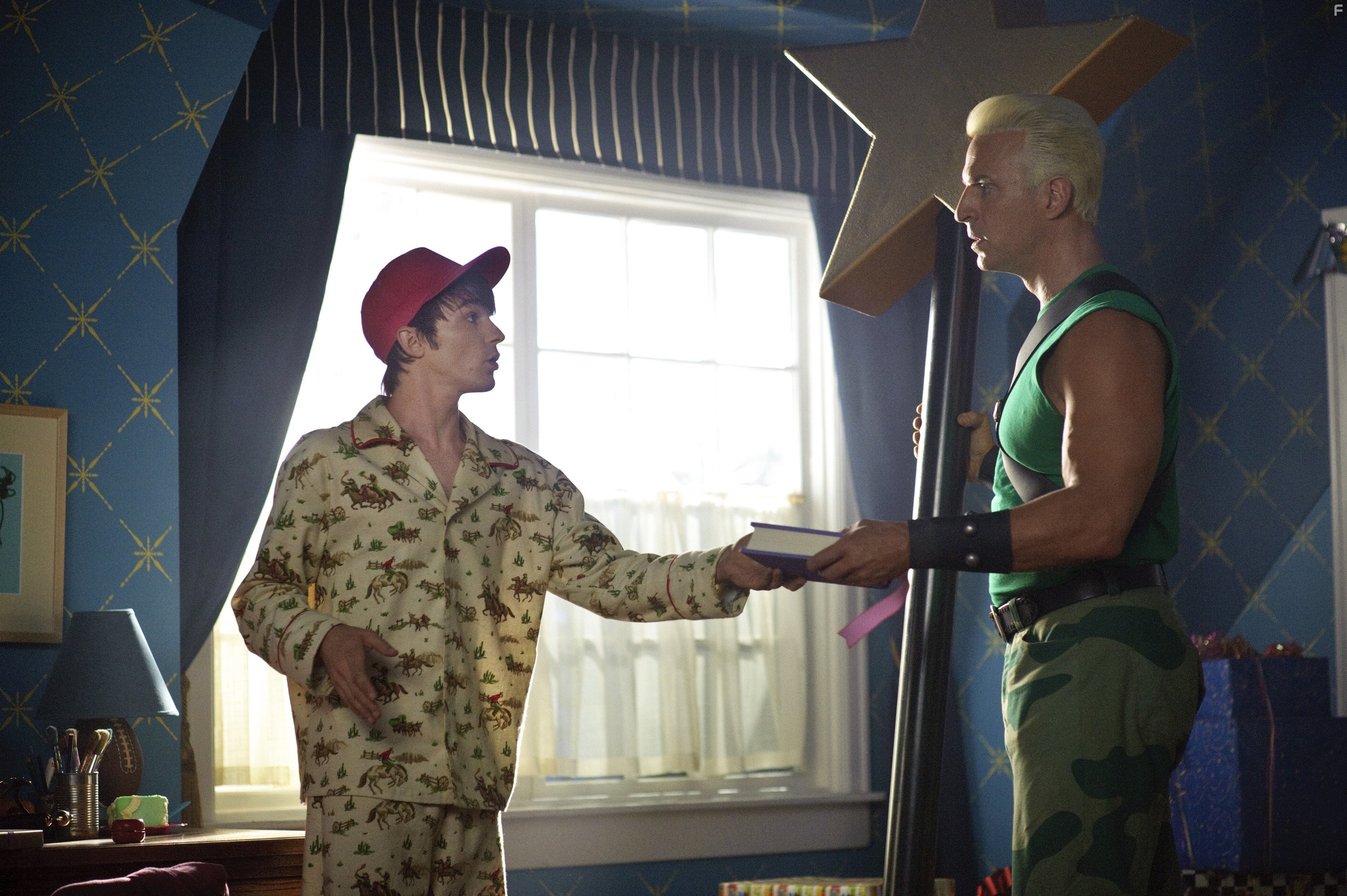 Drake Bell and Mark Gibbon in Волшебные родители (2011)