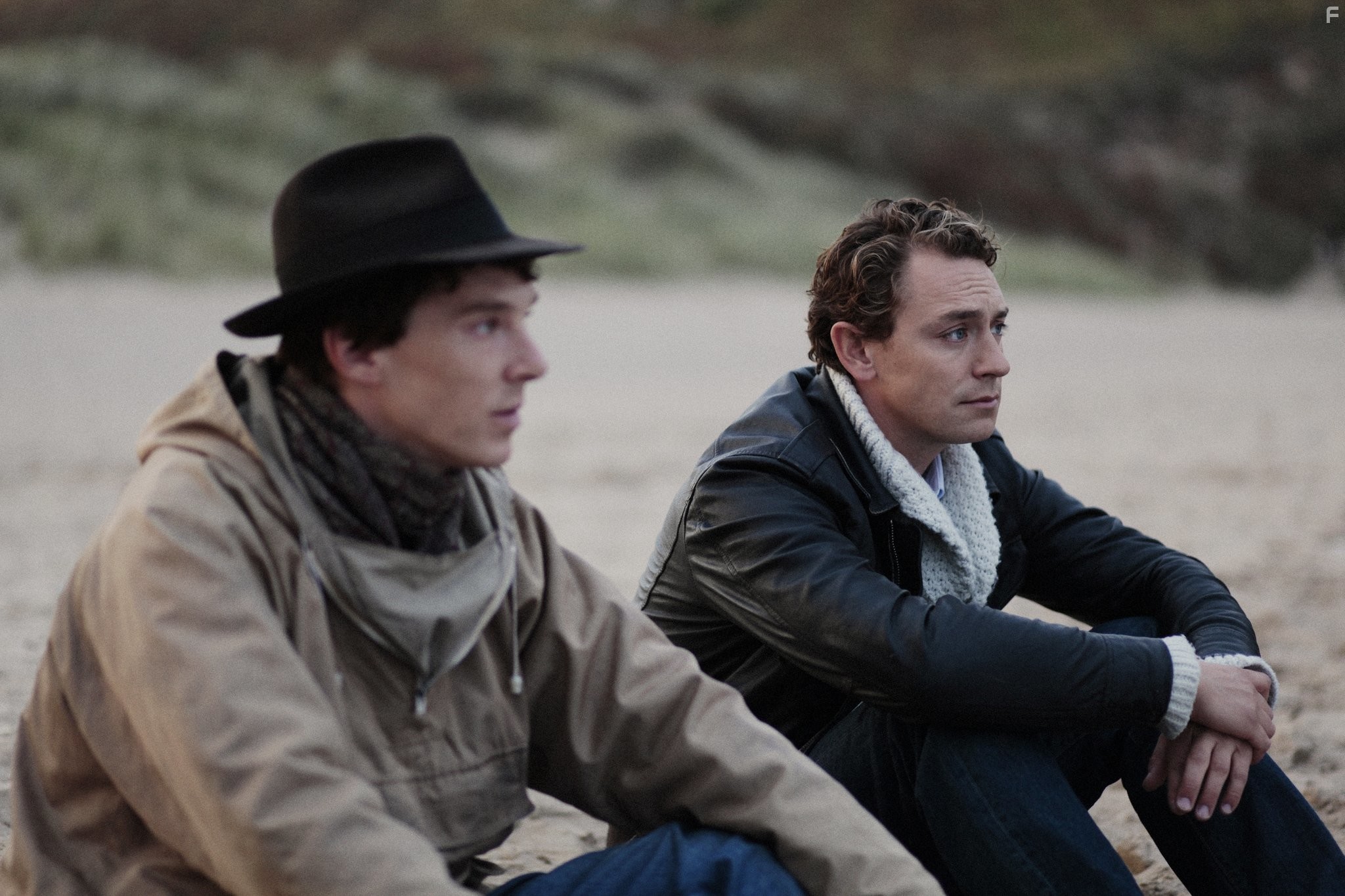JJ Feild and Benedict Cumberbatch in Третья звезда (2010)