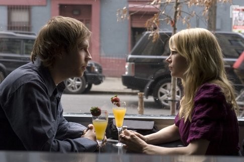 Mark Webber and Michelle Williams in Самый жаркий штат (2006)