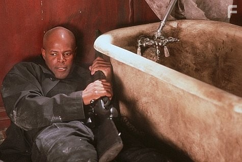 Keenen Ivory Wayans in Особо опасный преступник (1997)