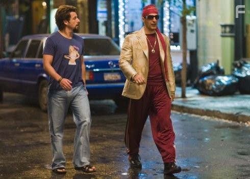 Adam Sandler and John Turturro in Не шутите с Zоханом! (2008)
