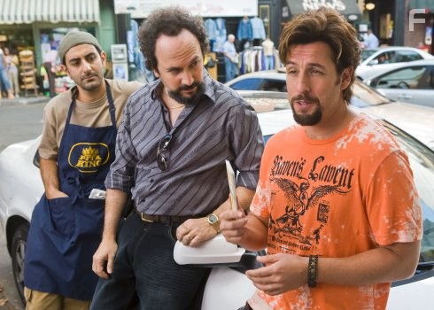 Adam Sandler and Rob Schneider in Не шутите с Zоханом! (2008)