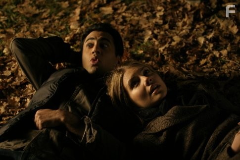 Kal Penn and Lauren Cohan in Король вечеринок 2 (2006)