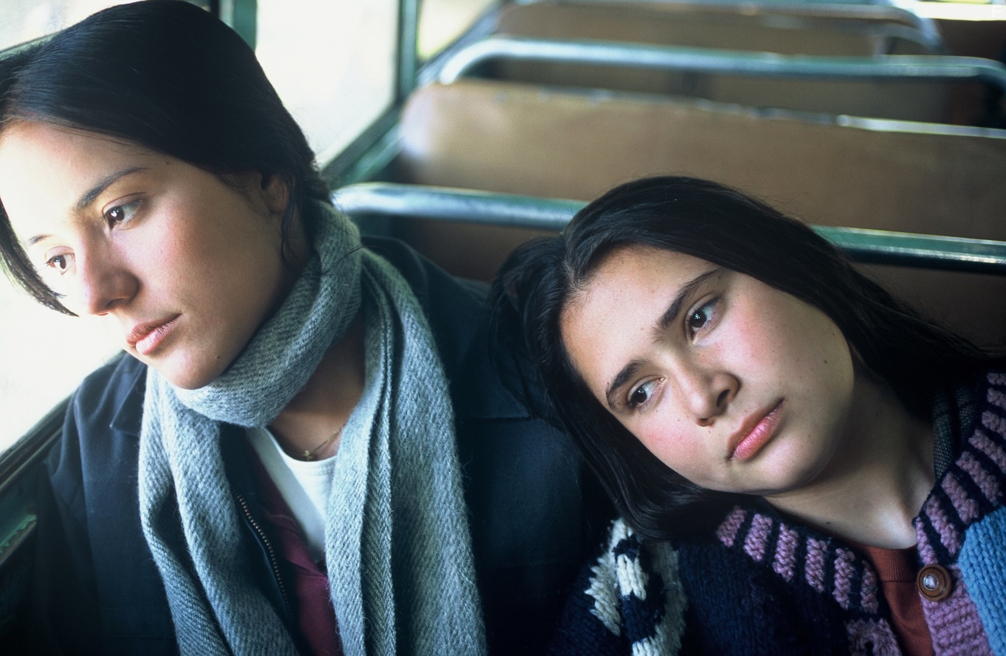 Catalina Sandino Moreno and Yenny Paola Vega in Благословенная Мария (2004)
