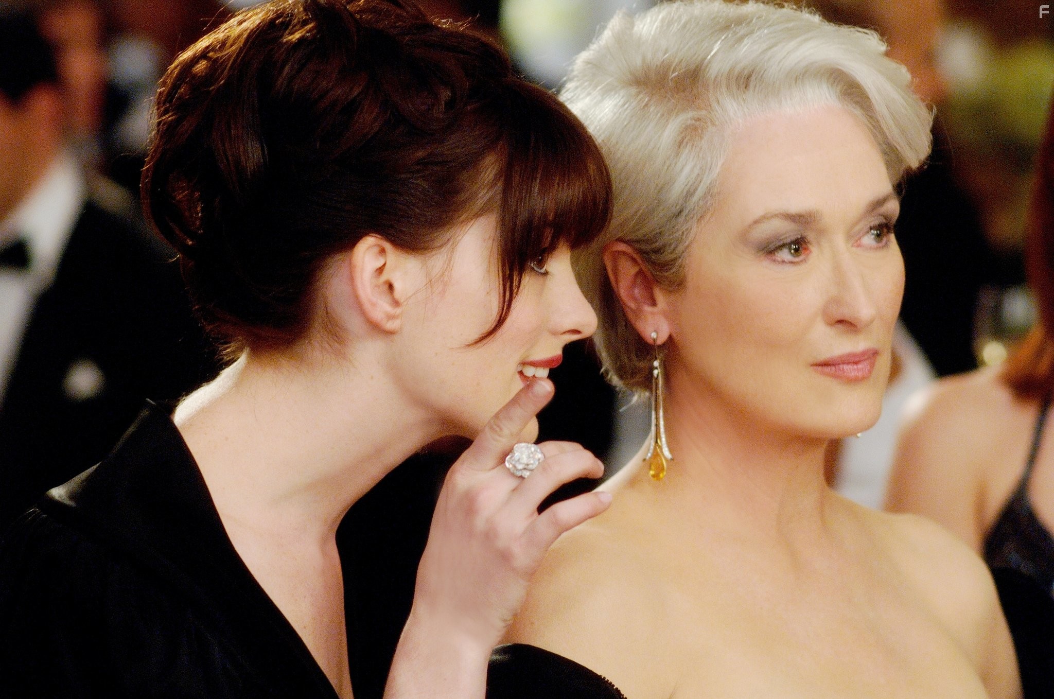 Meryl Streep and Anne Hathaway in Дьявол носит Prada (2006)