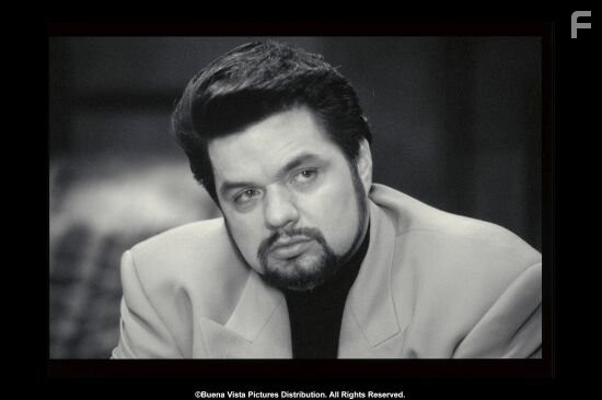 Oliver Platt co-stars as Fulvio Nesstra