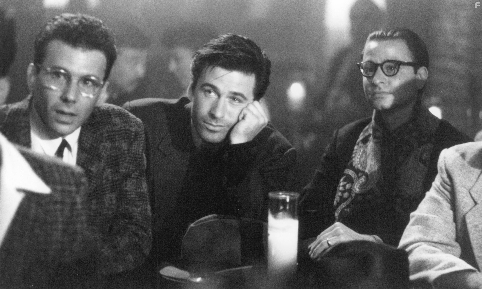 Alec Baldwin, Paul Reiser, and Fisher Stevens in Привычка жениться (1991)