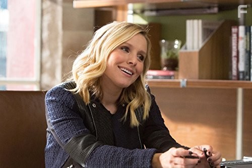 Kristen Bell in Обитель лжи (2012)