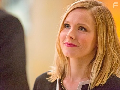 Kristen Bell in Обитель лжи (2012)