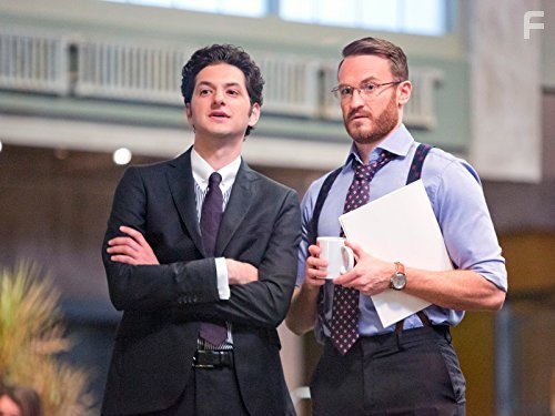 Josh Lawson and Ben Schwartz in Обитель лжи (2012)