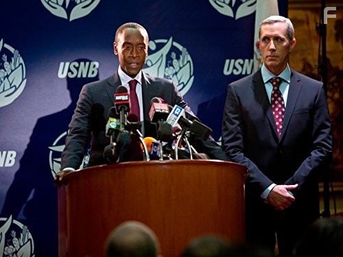 Don Cheadle in Обитель лжи (2012)