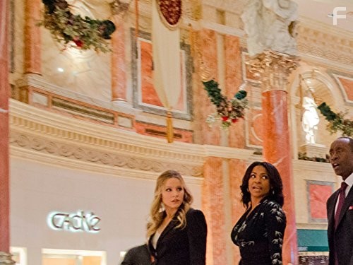 Don Cheadle, Nia Long, and Kristen Bell in Обитель лжи (2012)