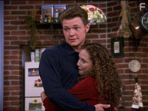 Michelle Beaudoin and Nate Richert in Сабрина - маленькая ведьма (1996)