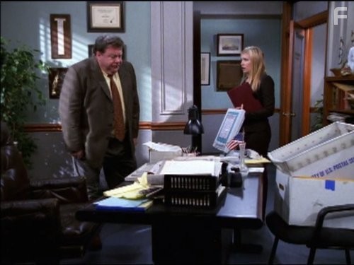 George Wendt and Melissa Joan Hart in Сабрина - маленькая ведьма (1996)