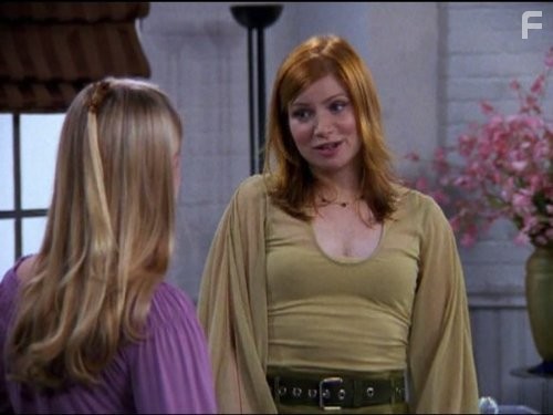 Vitamin C and Melissa Joan Hart in Сабрина - маленькая ведьма (1996)