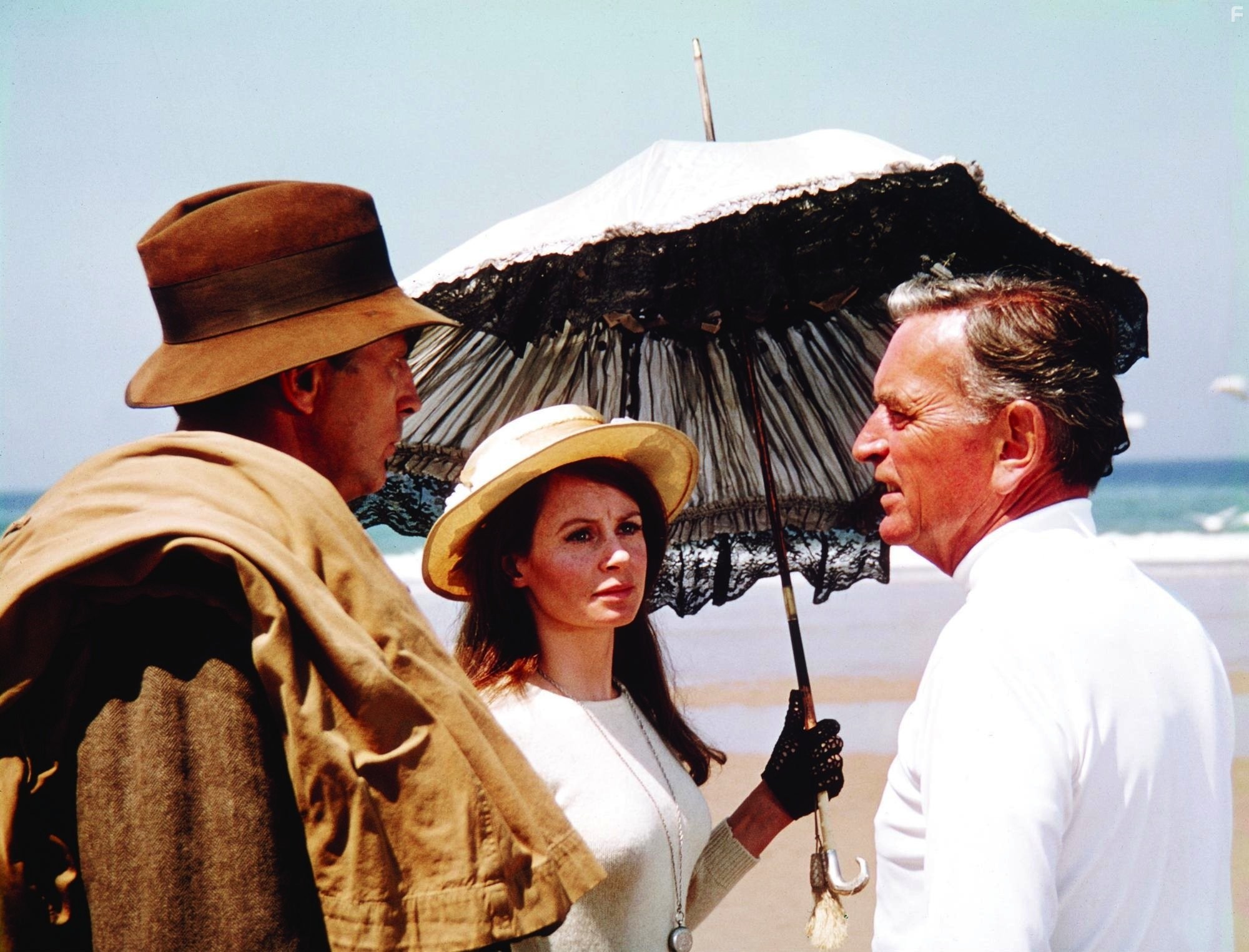 Robert Mitchum, David Lean, and Sarah Miles in Дочь Райана (1970)