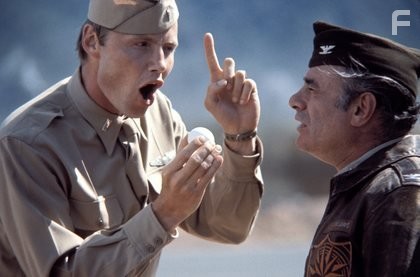 "Catch-22" Jon Voight, Martin Balsam 1970 Paramount © 1978 Bob Willoughby